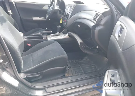 2010 Subaru Impreza 2.5I z USA, uszkodzony, nr VIN JF1GE6A69AH511883